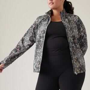 Athleta Multi-Color Abstract Print Lightweight Zip Jacket